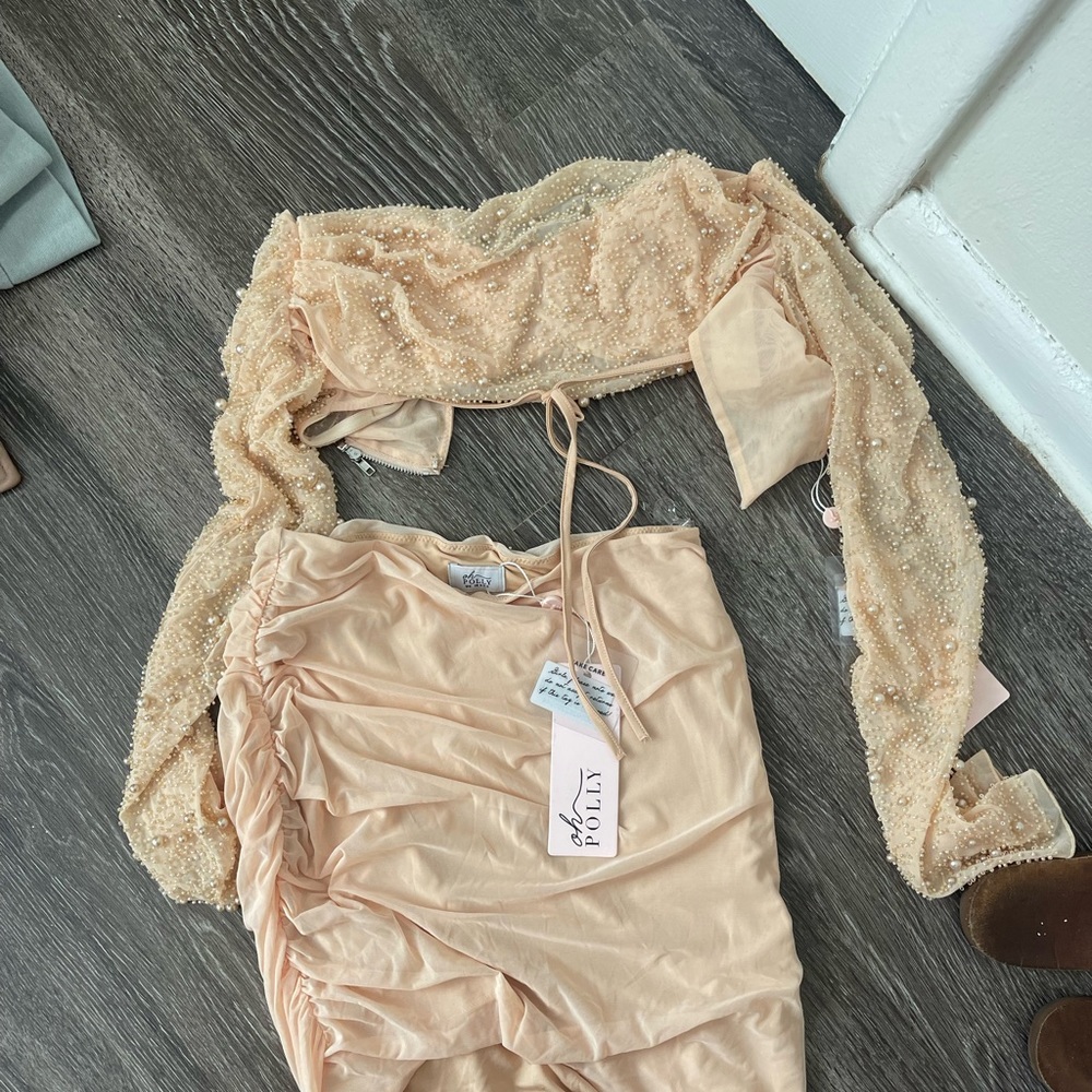 OhPolly set in sand